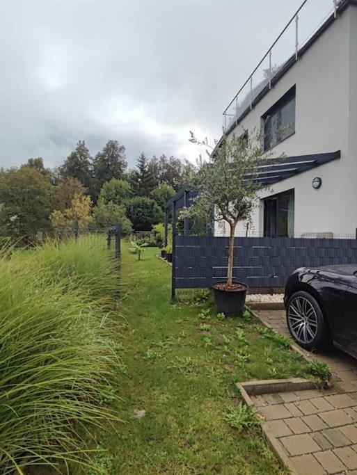 Schoene Wohnung Mit Terrasse Und Parkplatz Velden am Wörthersee Exteriér fotografie